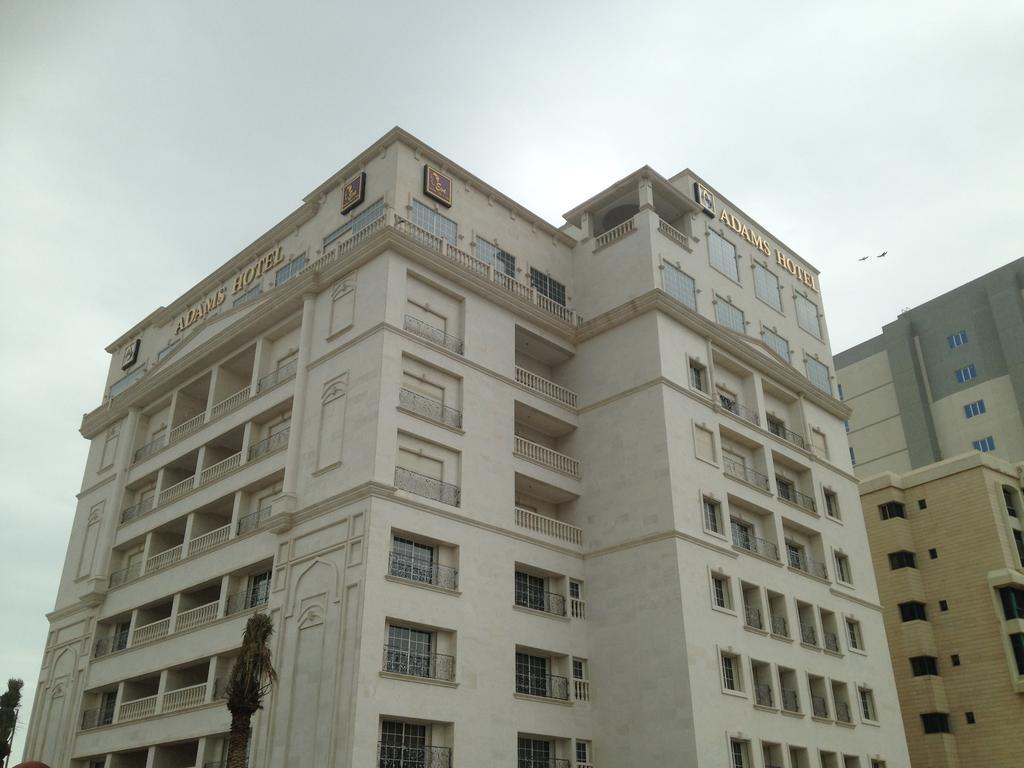 Adams Hotel Kuwait City Ngoại thất bức ảnh
