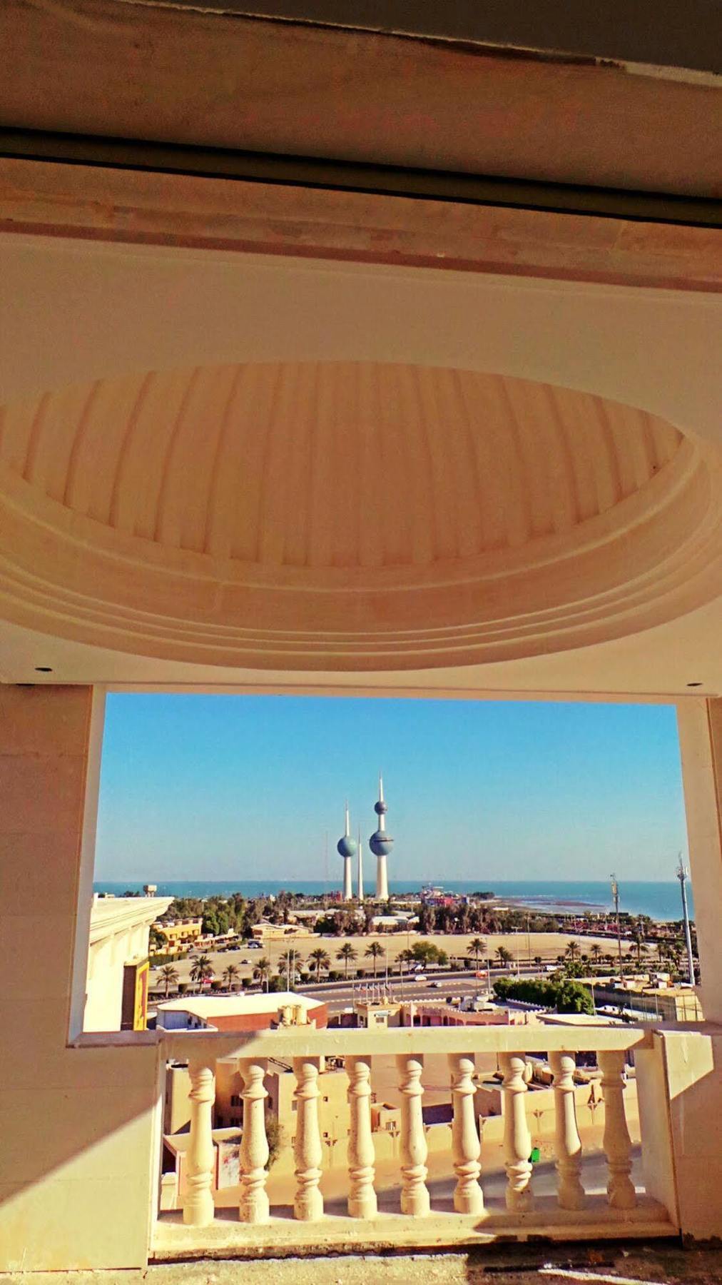 Adams Hotel Kuwait City Ngoại thất bức ảnh