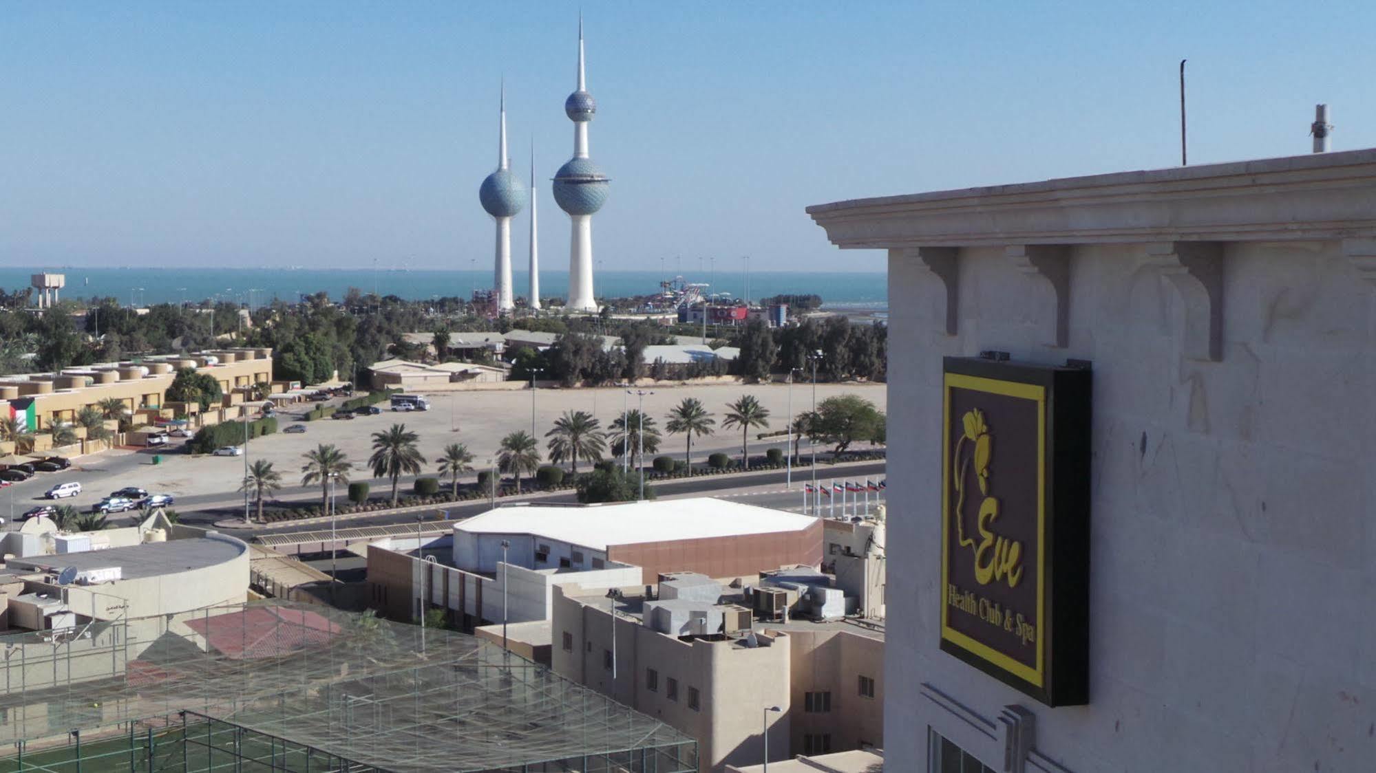 Adams Hotel Kuwait City Ngoại thất bức ảnh