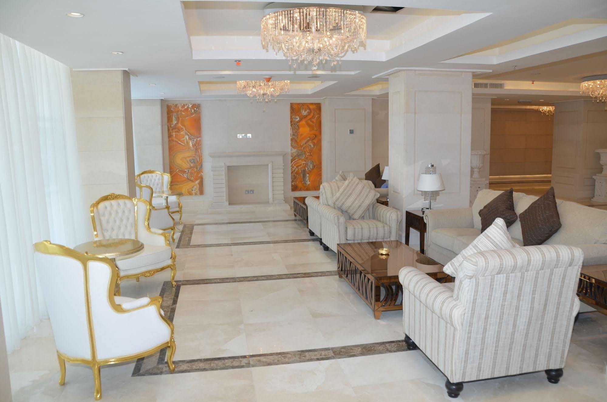 Adams Hotel Kuwait City Ngoại thất bức ảnh