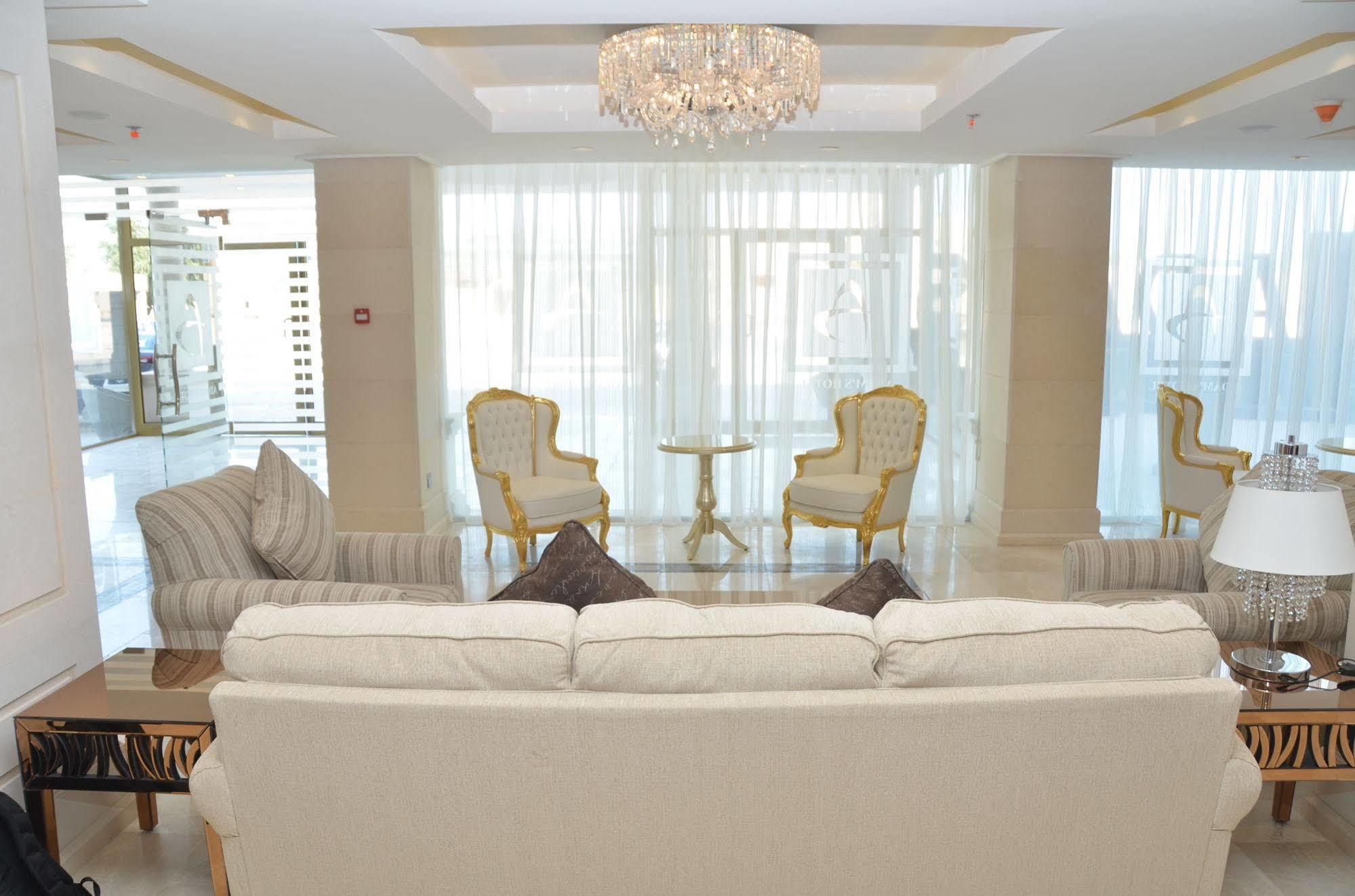 Adams Hotel Kuwait City Ngoại thất bức ảnh