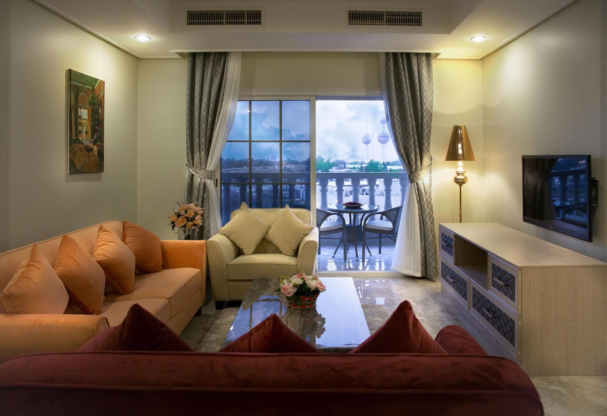Adams Hotel Kuwait City Ngoại thất bức ảnh